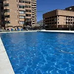 Apto Con Vistas Al Mar A 1min De Playa Fuengirola
