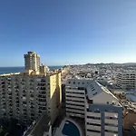 Apto Con Vistas Al Mar A 1min De Playa Fuengirola