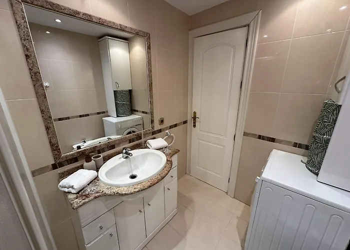 Daire Apto Con Vistas Al Mar A 1min De Playa *