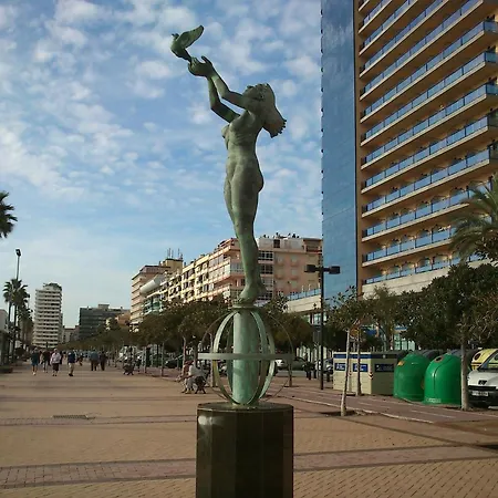 Apto Con Vistas Al Mar A 1min De Playa فوينخيرولا